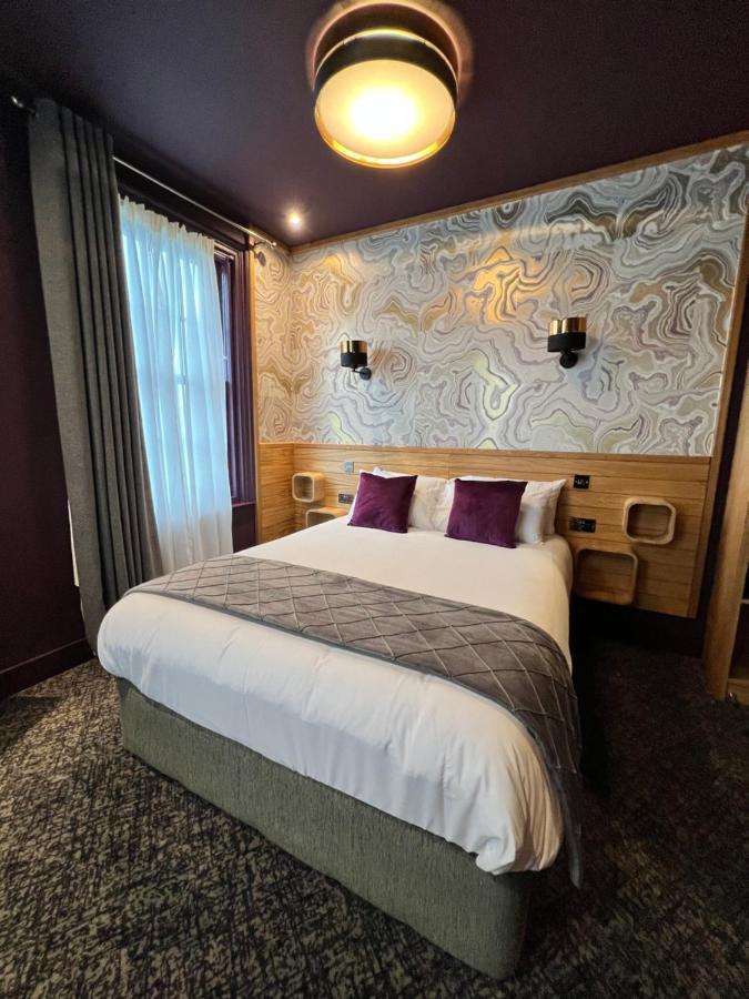 Lough Rooms At The Artisan Странгфорд Екстериор снимка